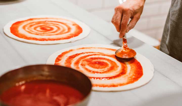 como hacer salsa para pizza casera